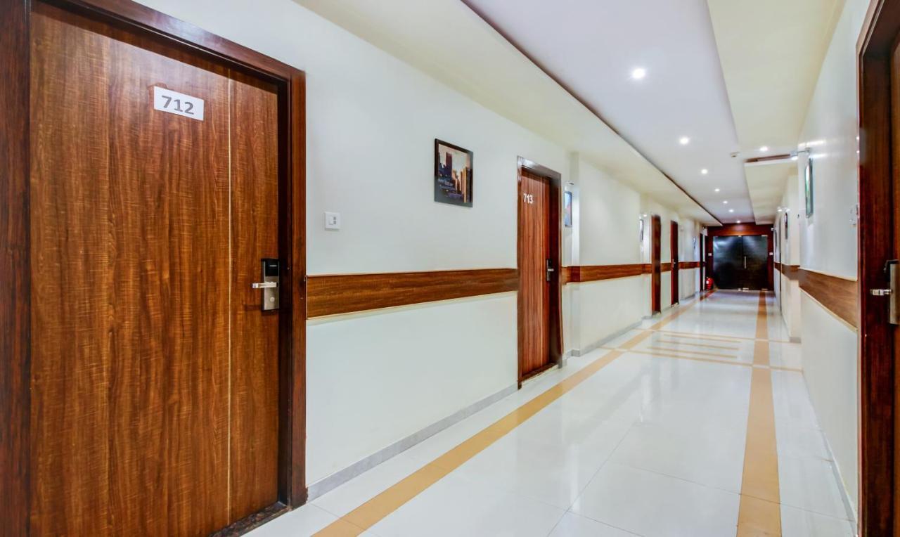 Treebo Trend Bkc Grand Мумбаи Экстерьер фото
